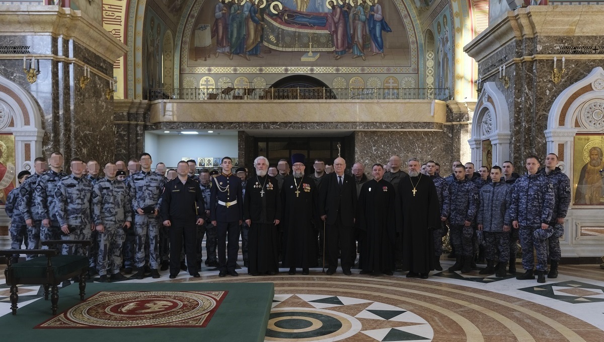 Иллюстрация к публикации «Калининград. Предводитель Московского регионального Дворянского Собрания князь Григорий Гагарин участник духовной акции «Великопостное молитвенное стояние за воинов Росгвардии»»